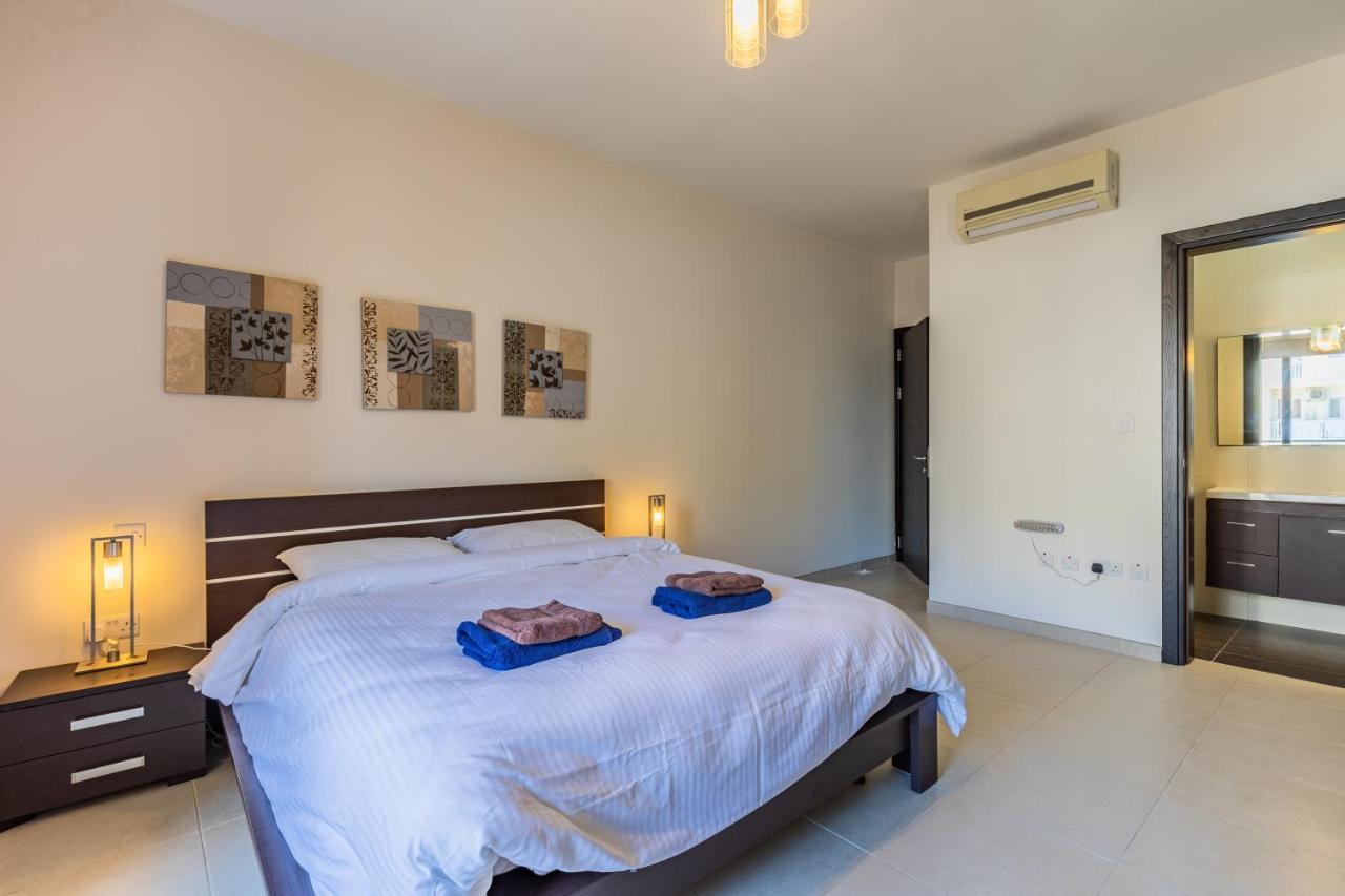 Gorgeous Two Bedroom Sea View In Marsascala Marsaskala Ngoại thất bức ảnh